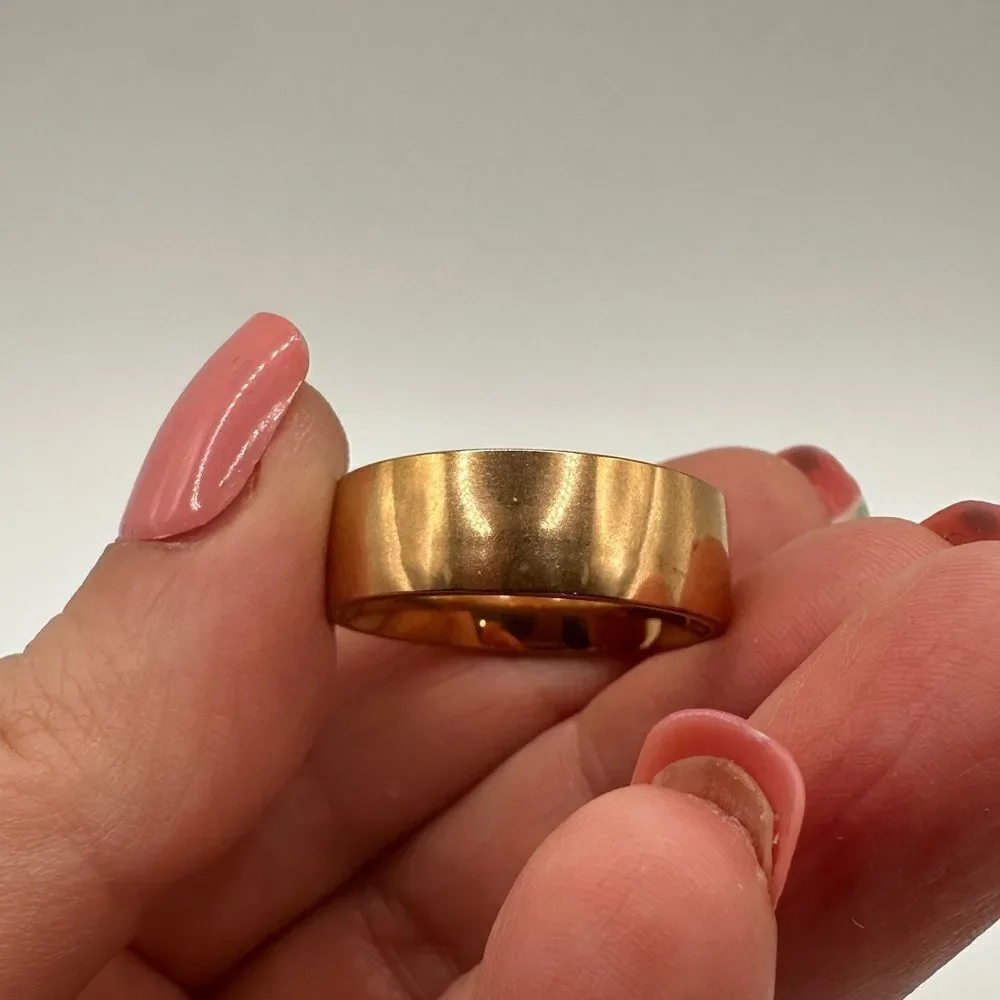 Men's size 12 all gold‎ tone metal wedding band, fashion ring!
